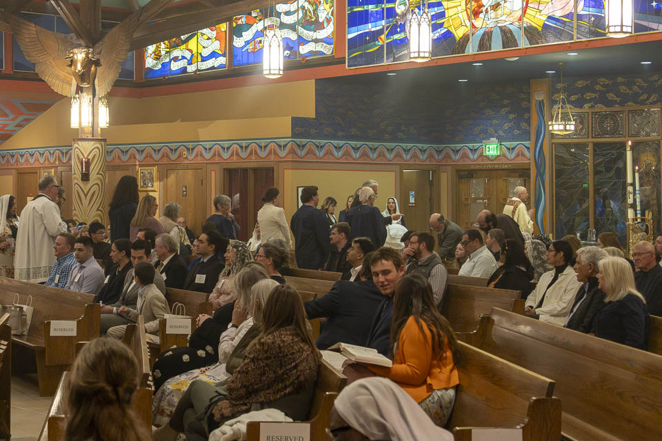 2026-StMary-EasterVigil (50 of 215).jpg